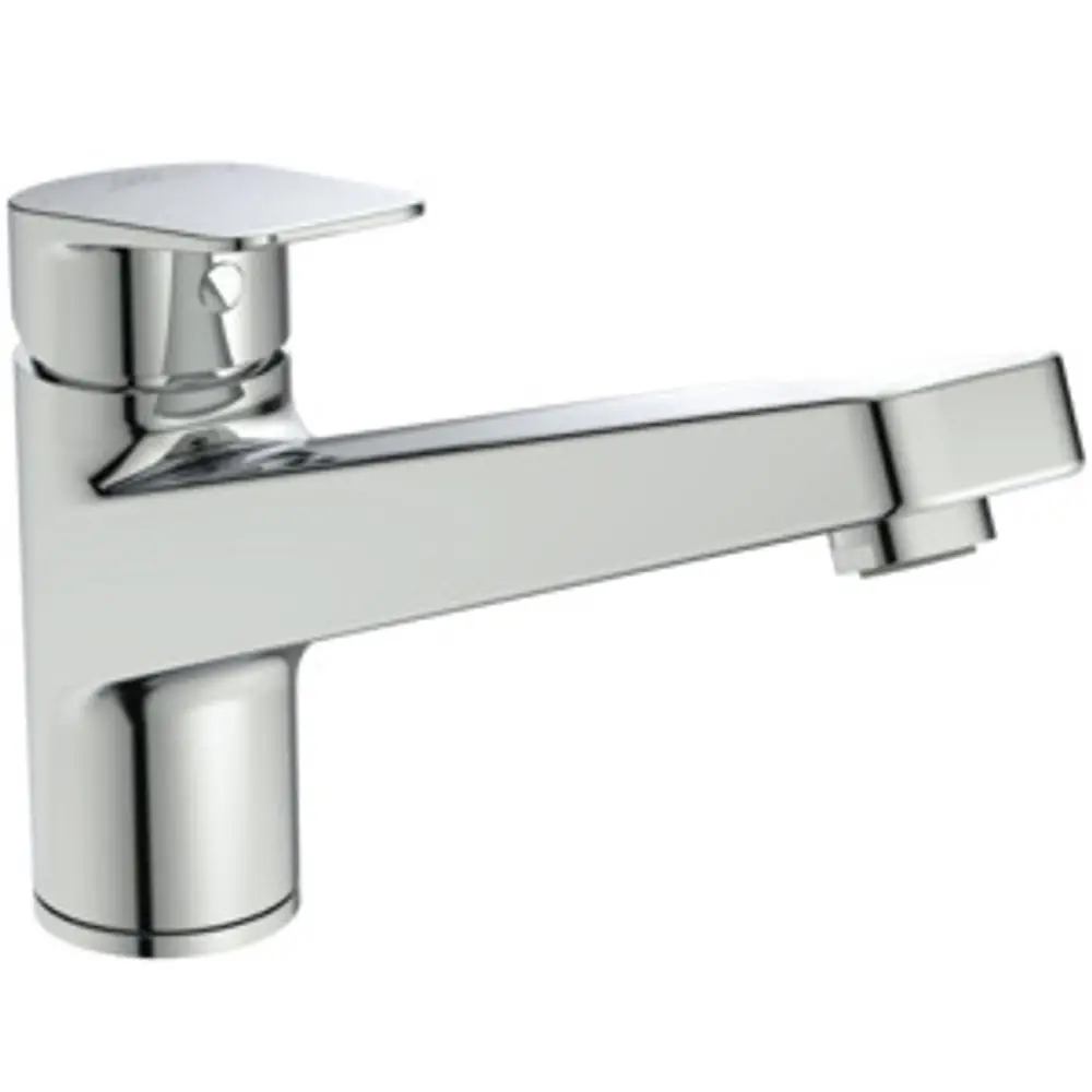 Küchenarmatur aus Chrom mit einem klaren, geraden Design. Ideal Standard-Produkt, geeignet für moderne Küchenanwendungen.